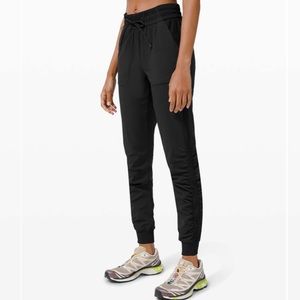 Lululemon beyond the studio jogger in black